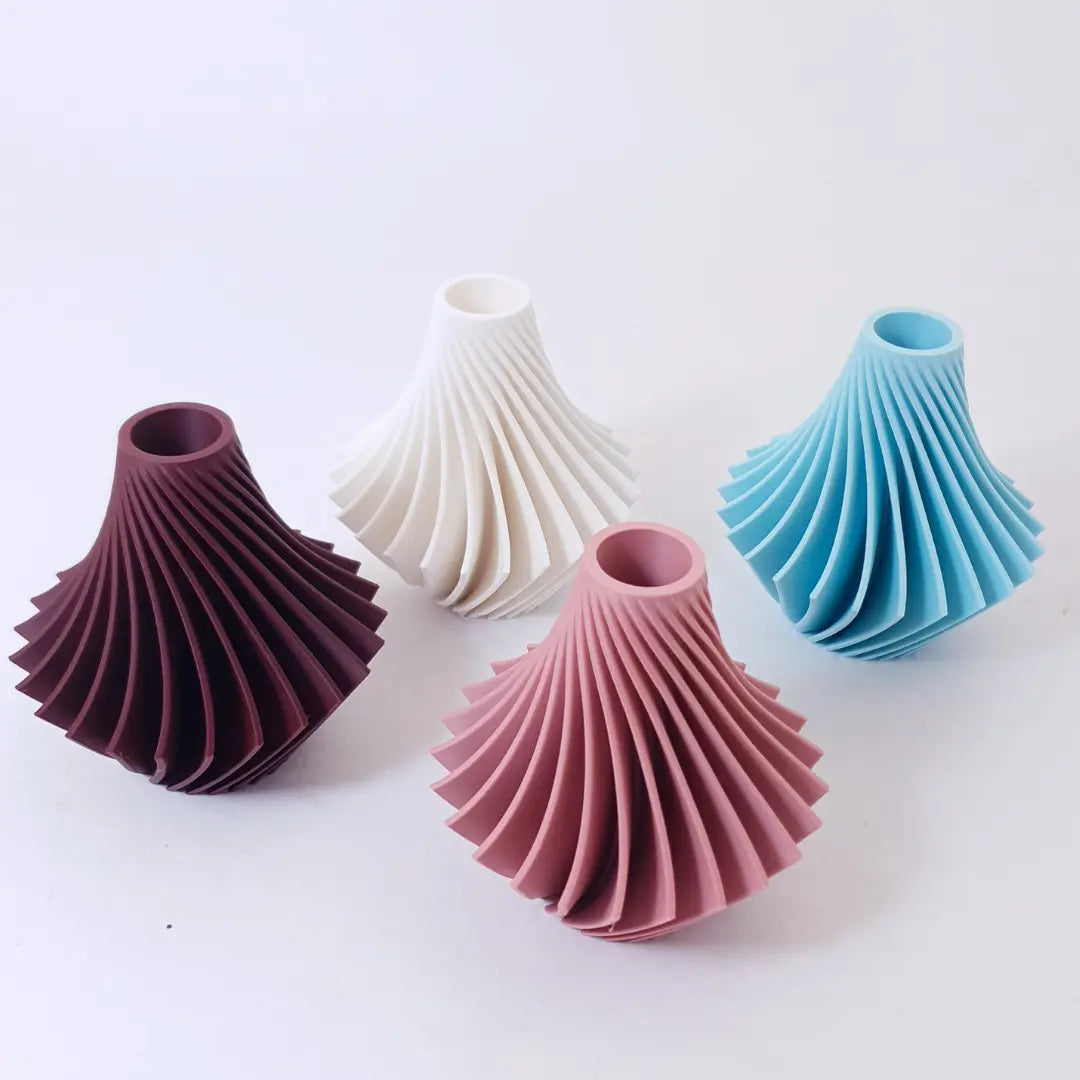 Mini Vase Varnia Vasotopia