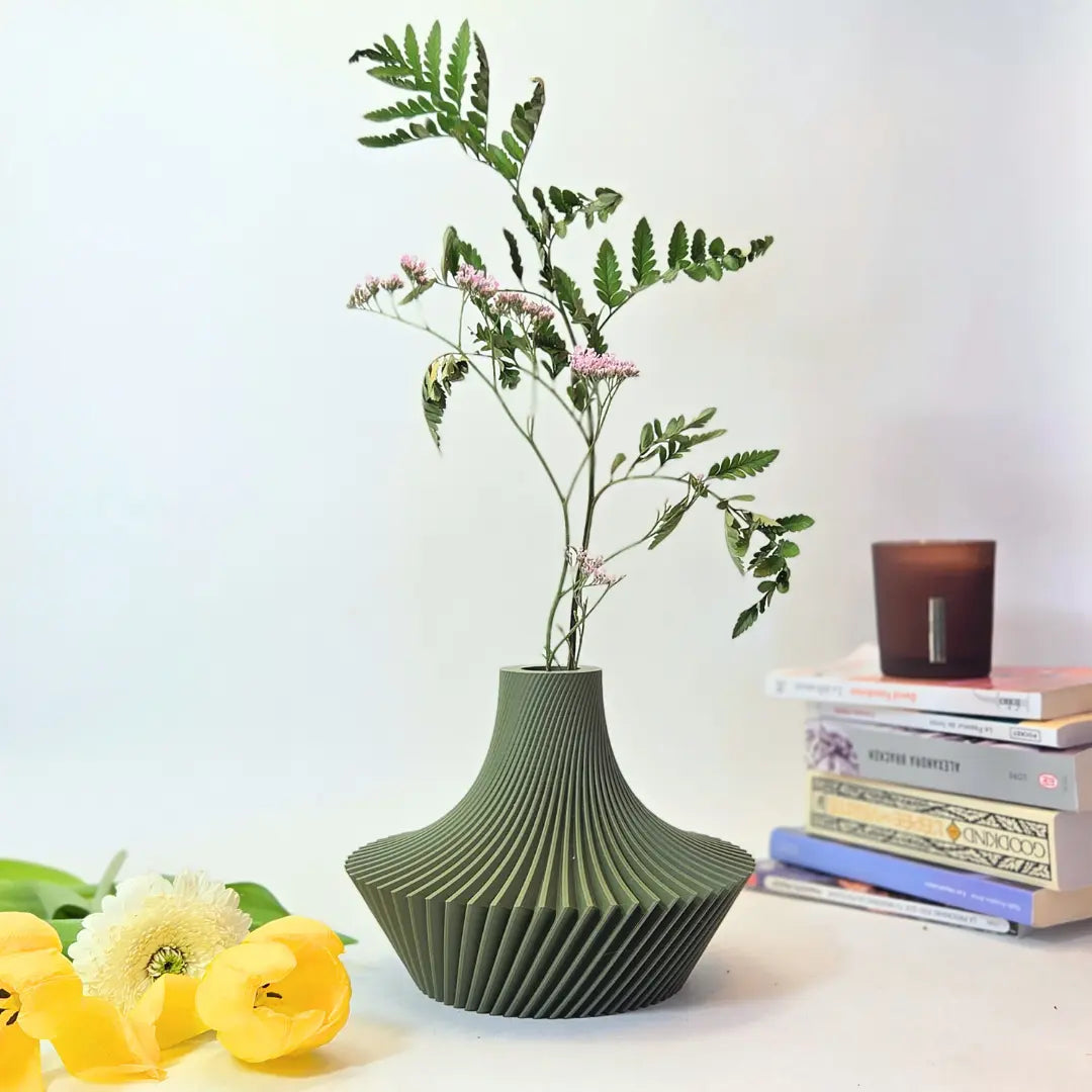 Vase Cyclonia Vasotopia